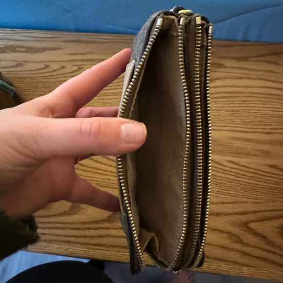 Michael Kors - Double Zip Wristlet - Picture 4 of 5